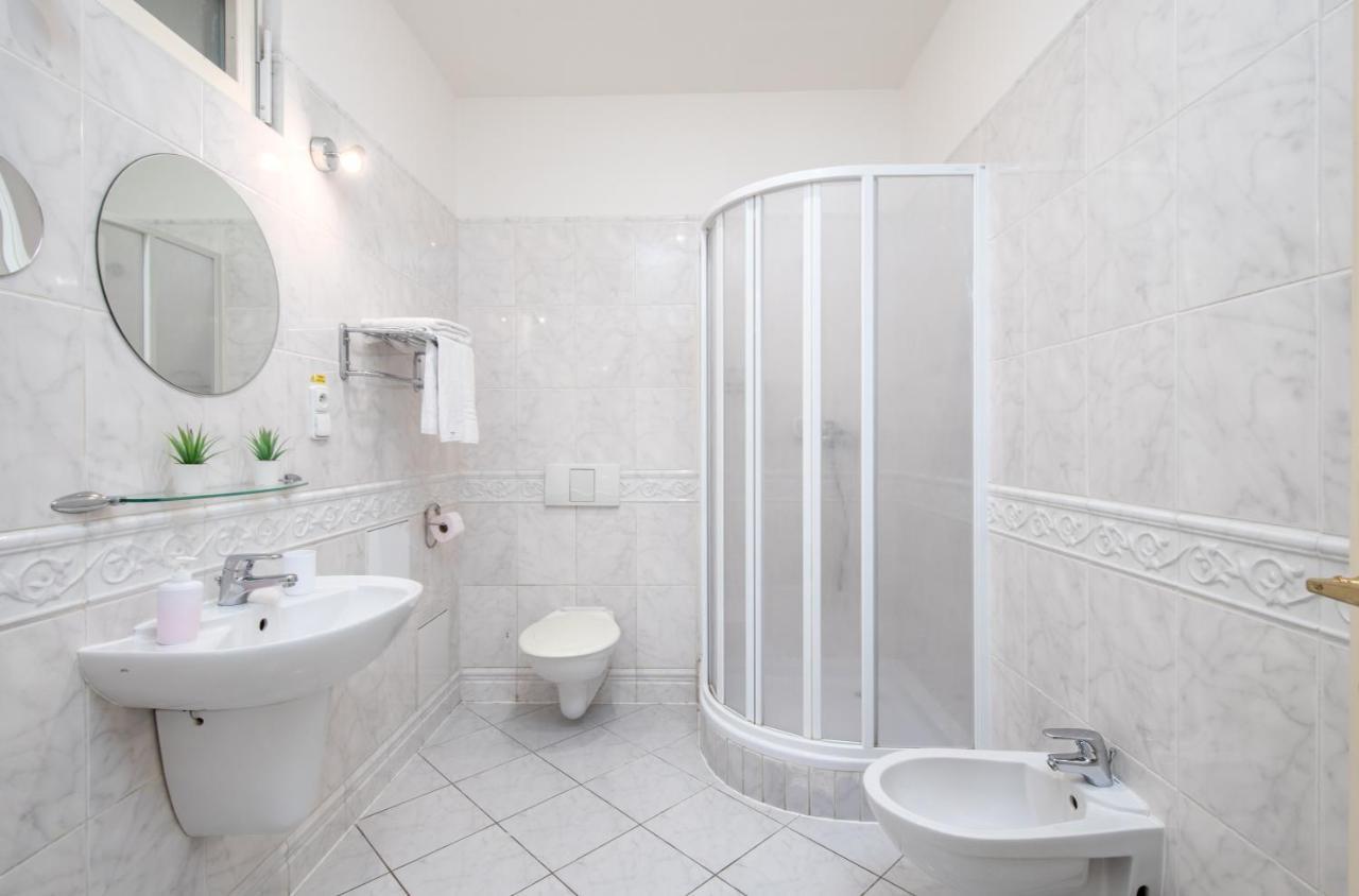 Old Town Square Holiday Homes Prague Extérieur photo